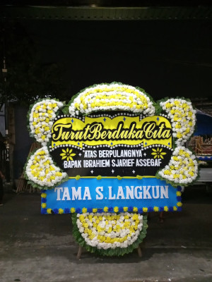 Papan Bunga Duka di Alama
